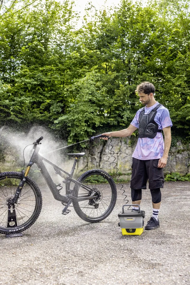 Kärcher OC 4 Mobiele Buitenreiniger - Adventure Kit