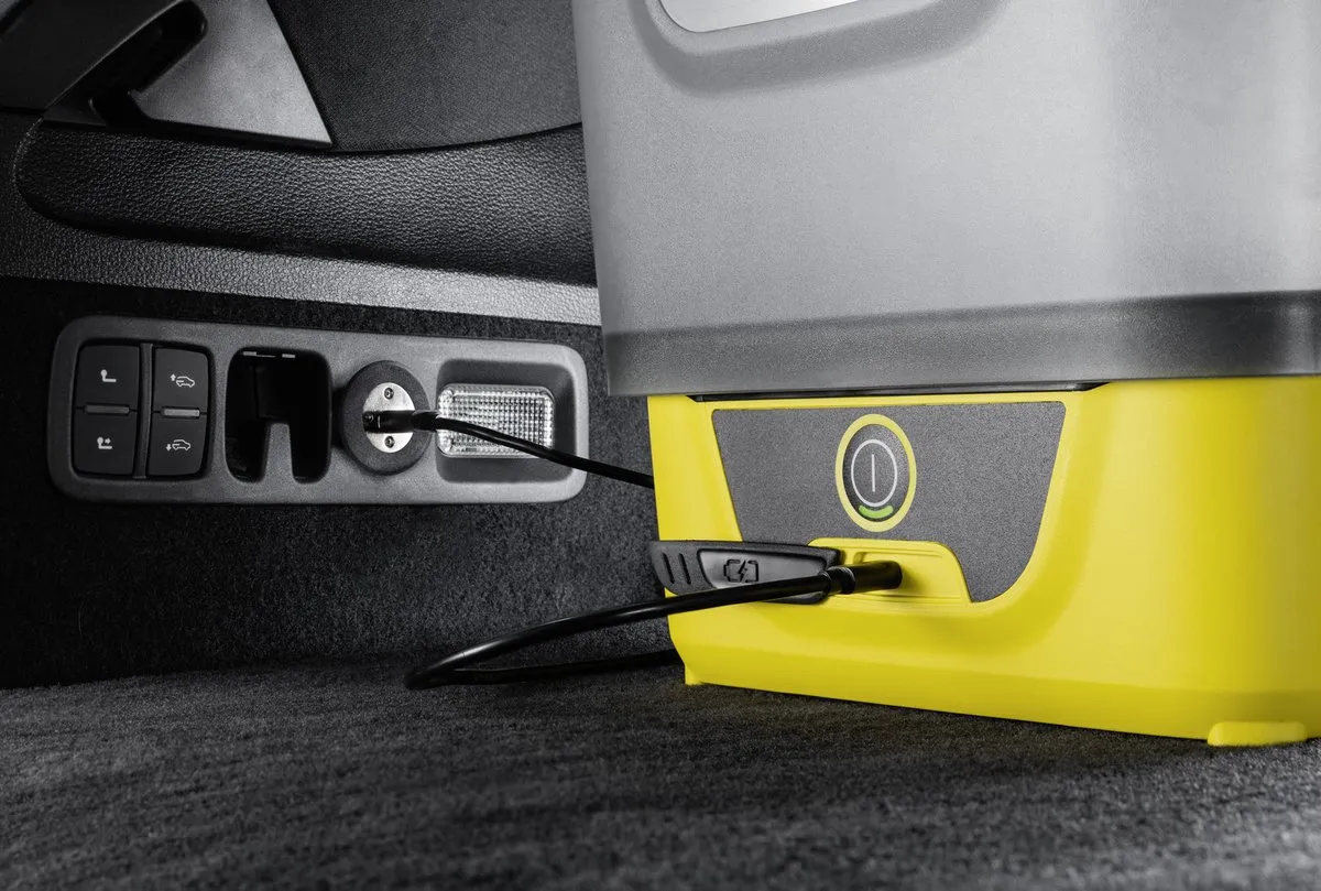 Kärcher OC 4 Mobiele Buitenreiniger - Adventure Kit