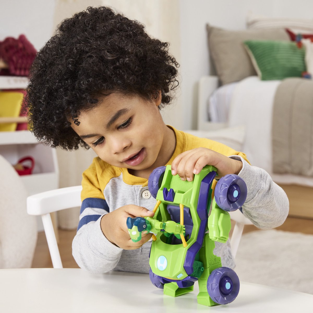 Hasbro Marvel Iron Man and His Awesome Friends - 2-in-1 mech-pak en voertuig