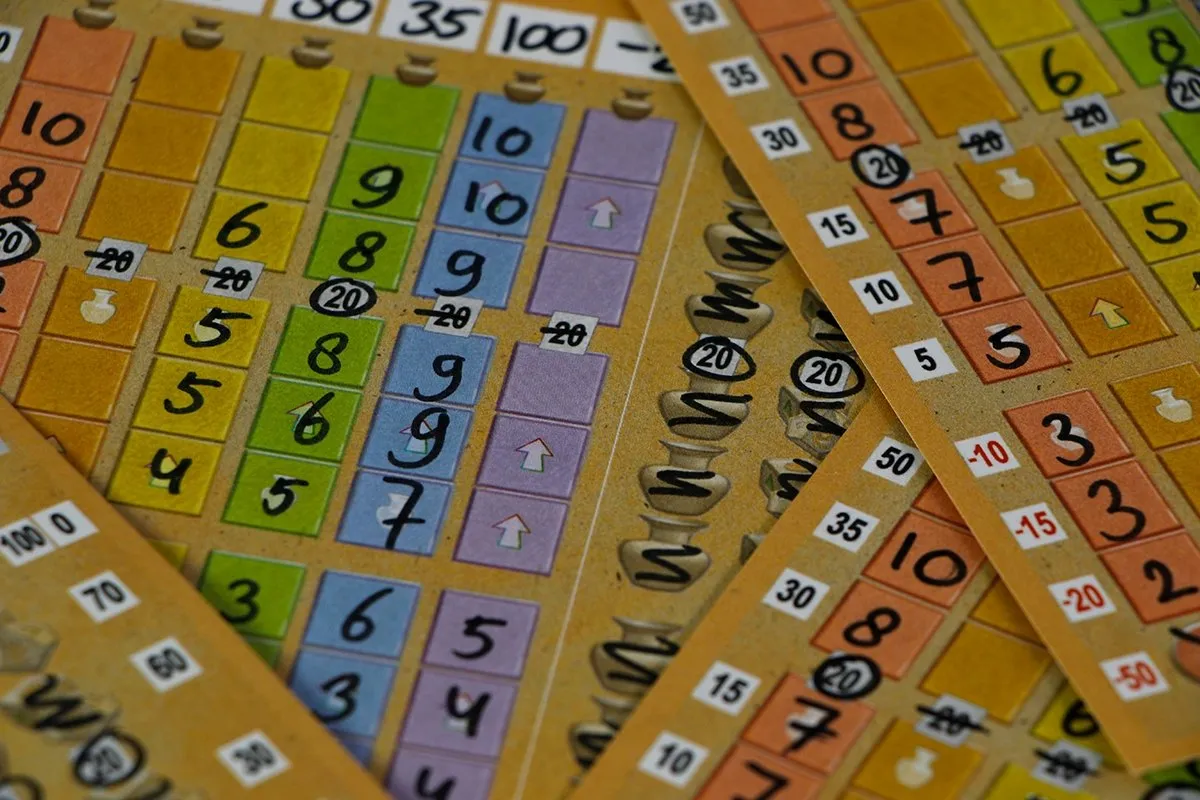 999 Games Lost Cities Roll & Write Dobbelspel - Multikleur