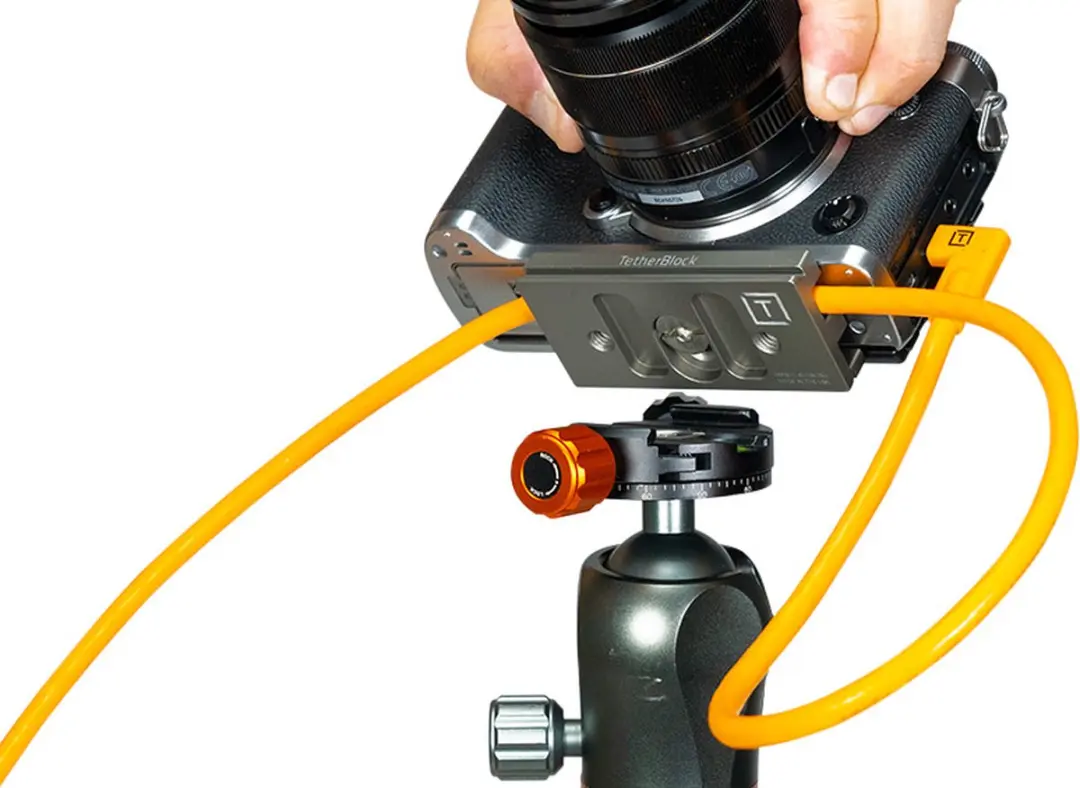 Tether Tools TetherPro USB-C naar USB-C Right Angle 4.6m - Oranje
