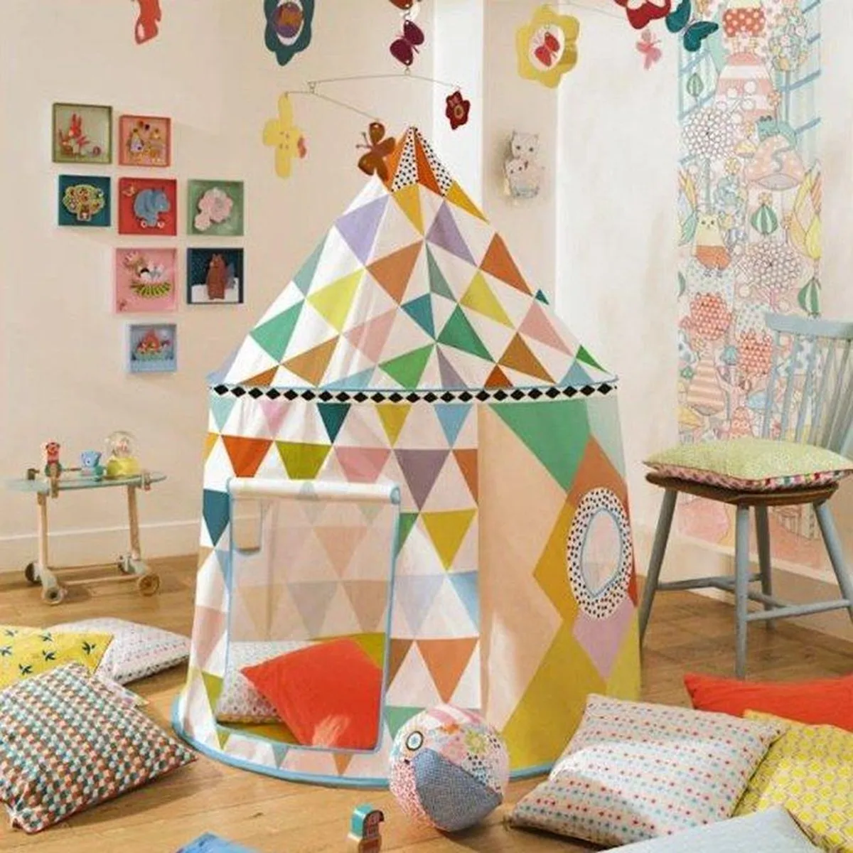 Djeco Kleurrijke Speeltent 130x106cm - Multi - afbeelding 4 van 6