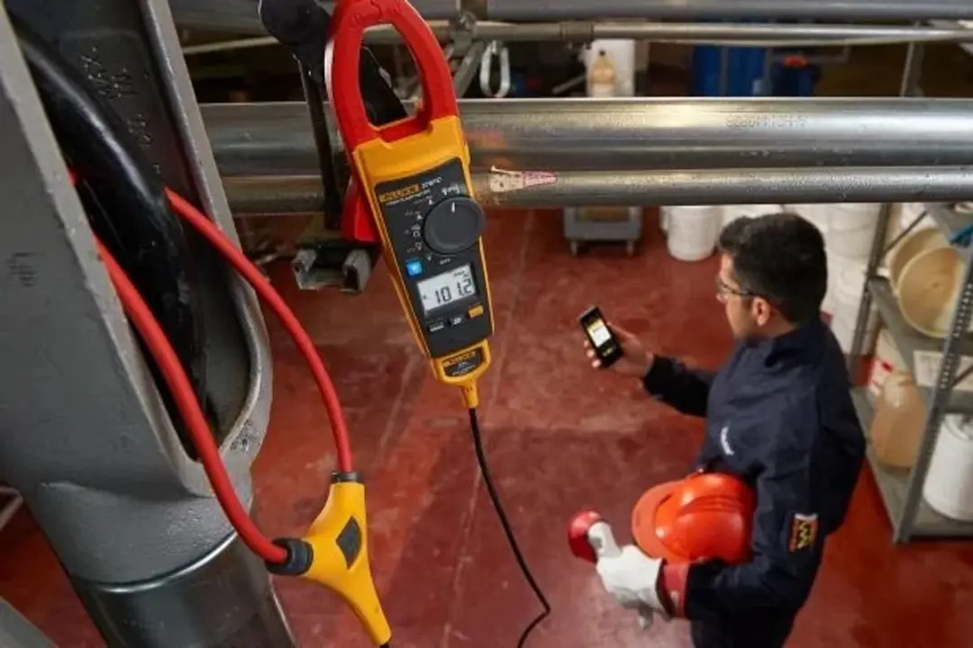 Fluke 4695861 Multimeter - CAT III 1000V CAT IV 600V