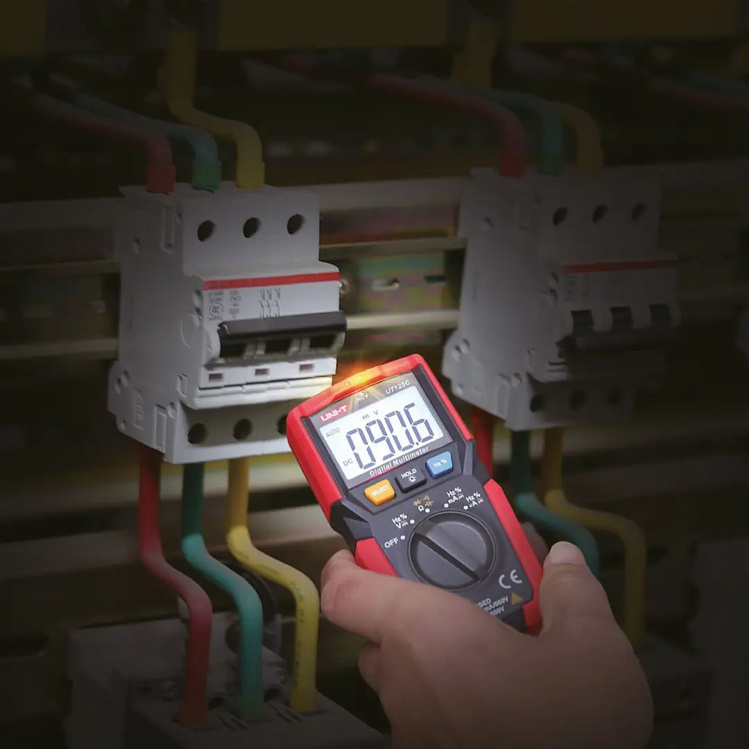 UNI-T UT125C Multimeter - 600V AC/DC - Zwart