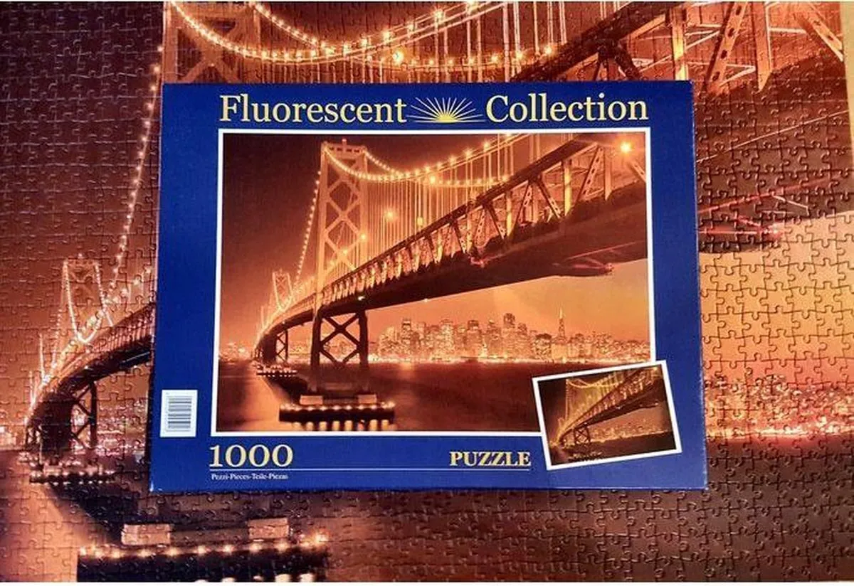 Clementoni Fluorescent Puzzel 1000 Stukjes