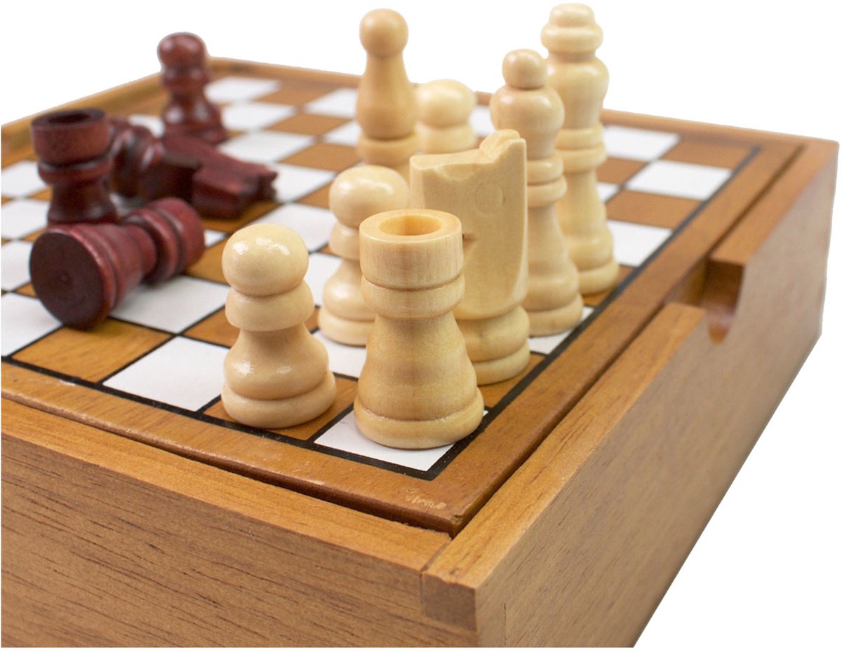 Tactic Schaken – Bordspel – Classic Games – Houten Schaakspel – 32 Stukken – Vanaf 7 jaar