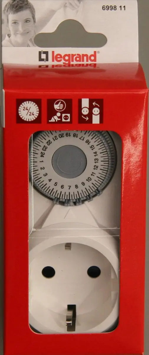 Legrand Stekerschakelklok