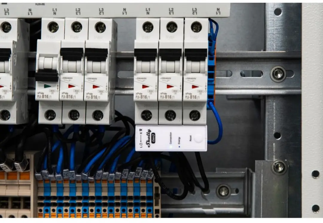 Shelly 3EM S3EM-003CXCEU63-T Energiemeter - Wit