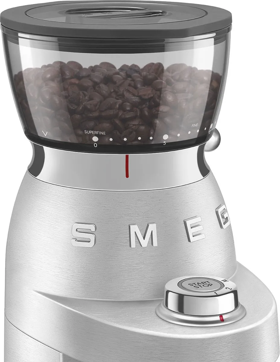Smeg CGF02SSEU Elektrische Koffiemolen - 150W - 30 Maalstanden - Grijs
