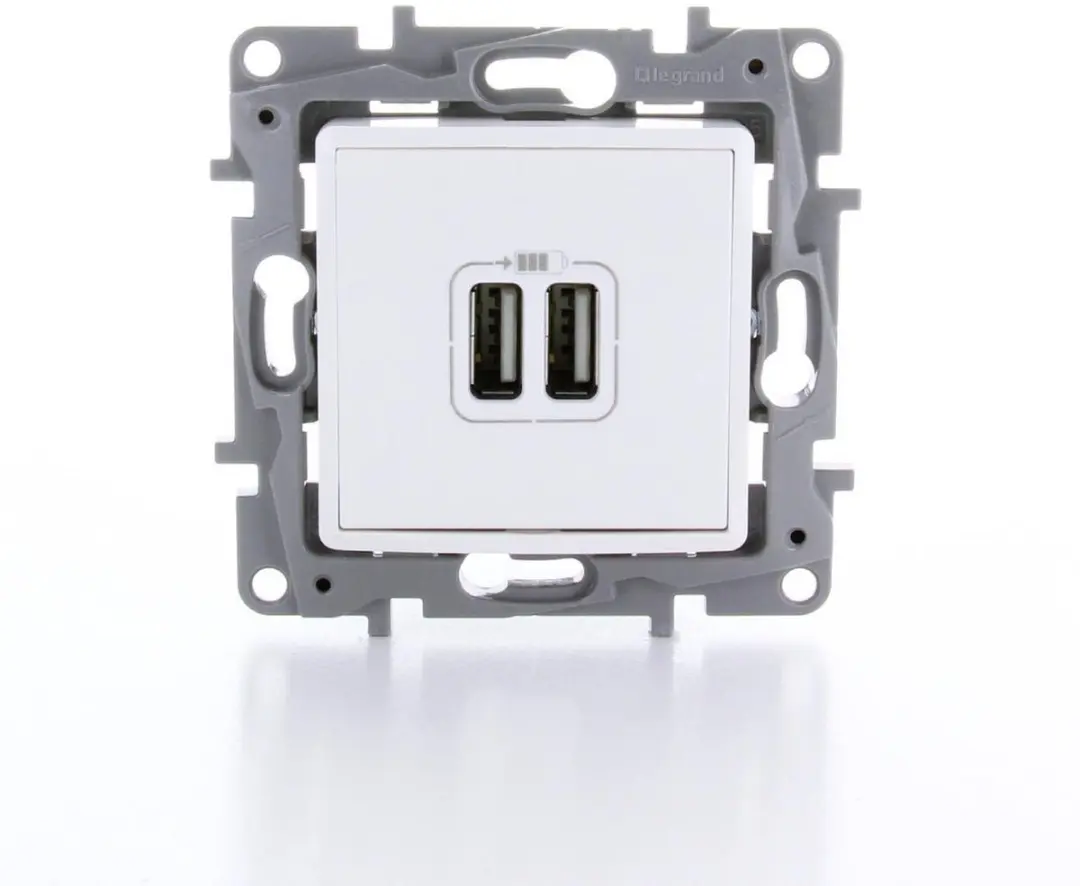 Legrand NILOÉ Dubbele USB Inbouwlader - Wit