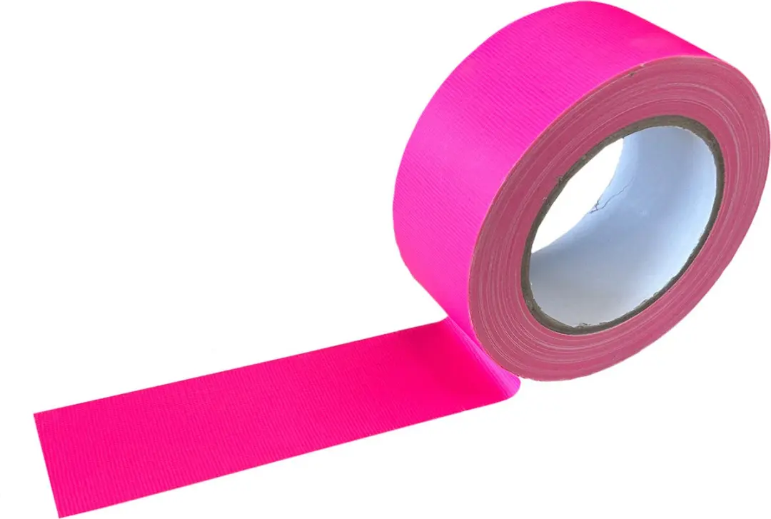 Kortpack Duct-tape 50mm x 25m - Fluor Roze - Onder Black Light
