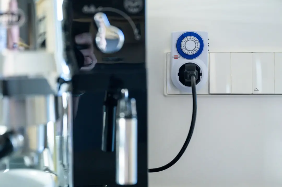 Brennenstuhl MMZ 20 Dag-Tijdschakelklok 3500W - Wit/Blauw