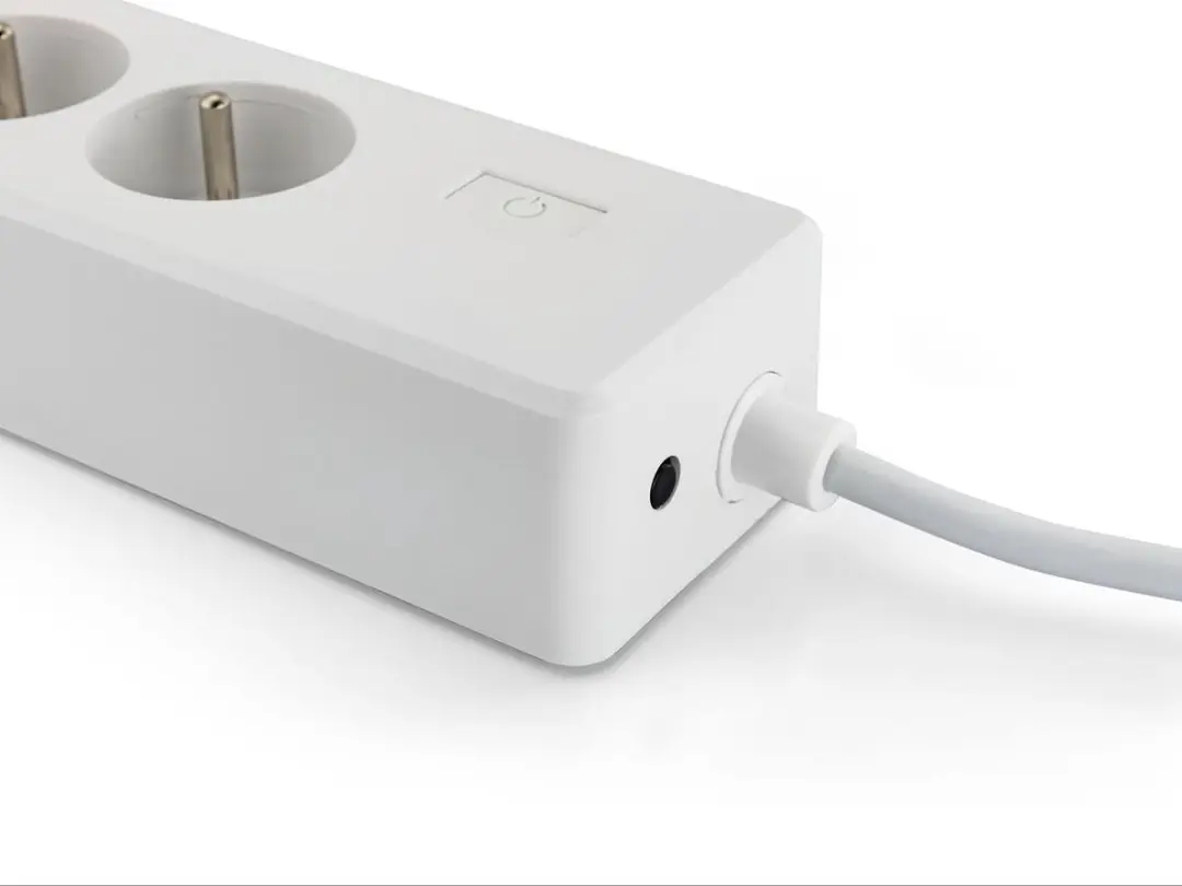Caliber HWP302FU Slimme Stekkerdoos - 4x USB + 4x Type E - App/Bediening
