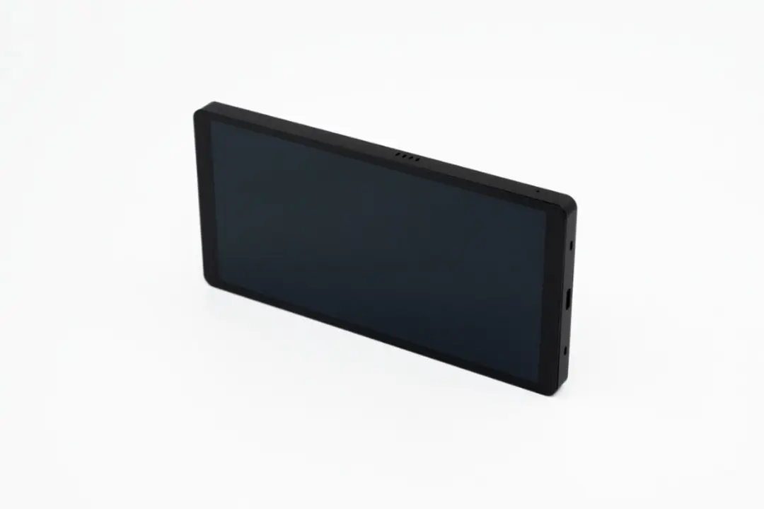 Shelly Wall Display X2i