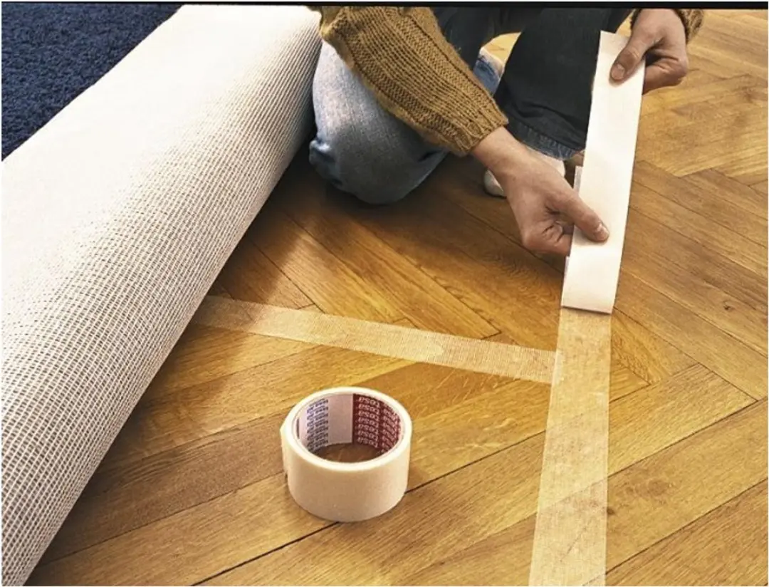 Tesa Verwijderbare Tapijtlijmtape 5m x 50mm - Transparant