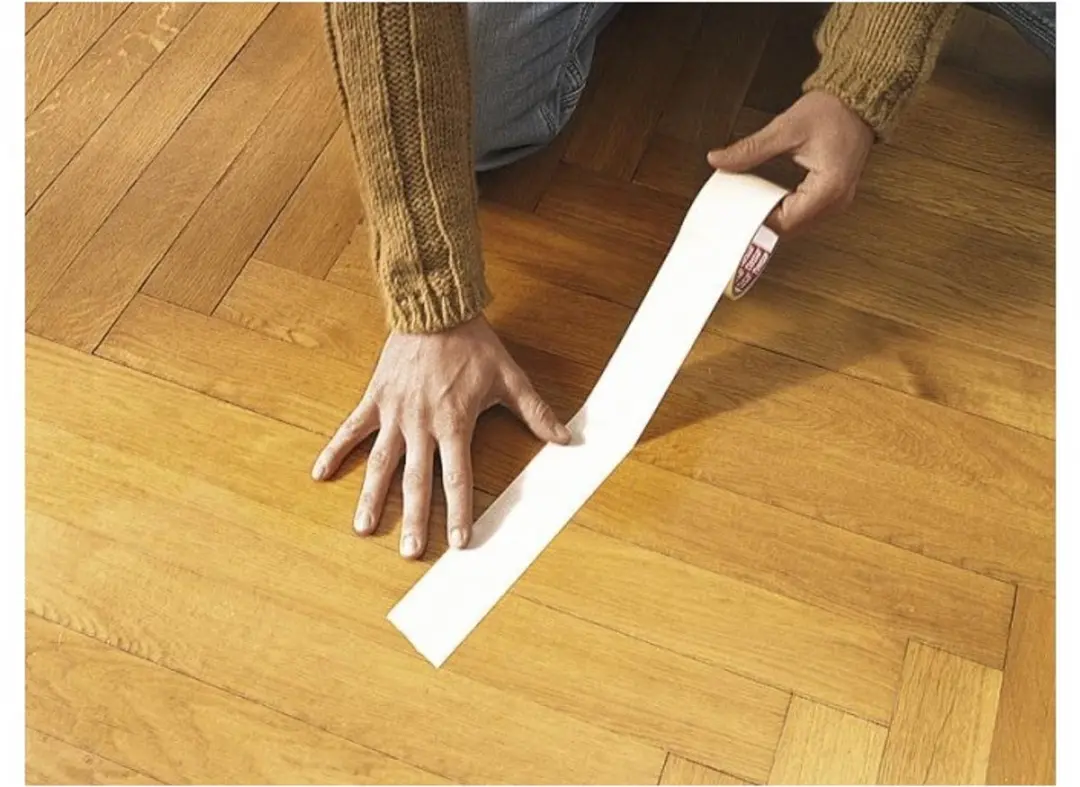 Tesa Verwijderbare Tapijtlijmtape 5m x 50mm - Transparant