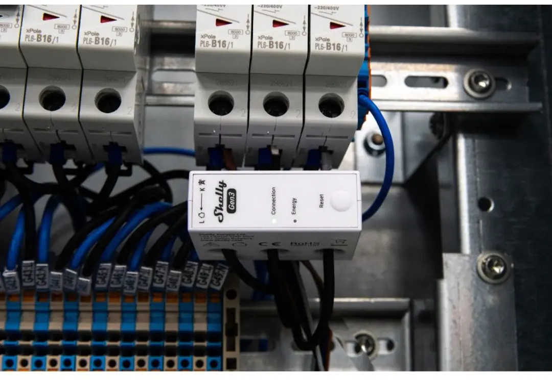 Shelly 3EM S3EM-003CXCEU63-W Energiemeter - Wit