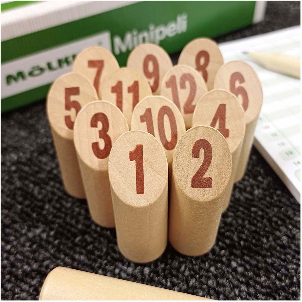 Tactic Mölkky Mini – Vang- en Werpspel - Origineel Fins Houten Werpspel In Mini Formaat – Duurzaam Berkenhout – Met Gratis Score-App