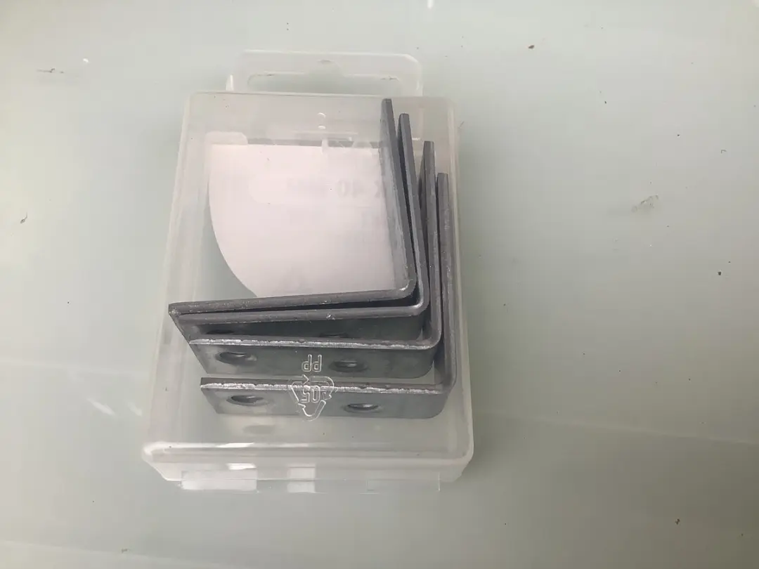 Deltafix Stoelhoeken 40mm - Metaal - 4 Stuks