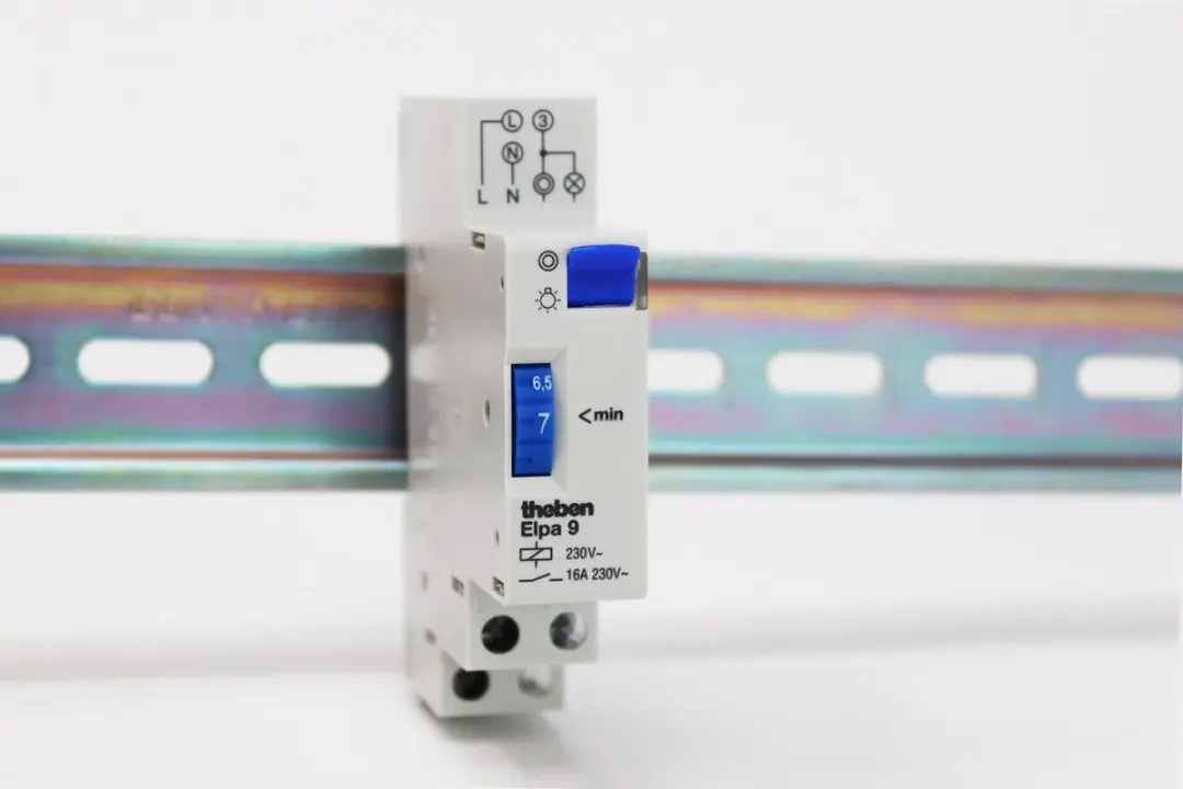 Theben ELPA 9 Elektromechanische Trappenhuistimer 300W - Wit