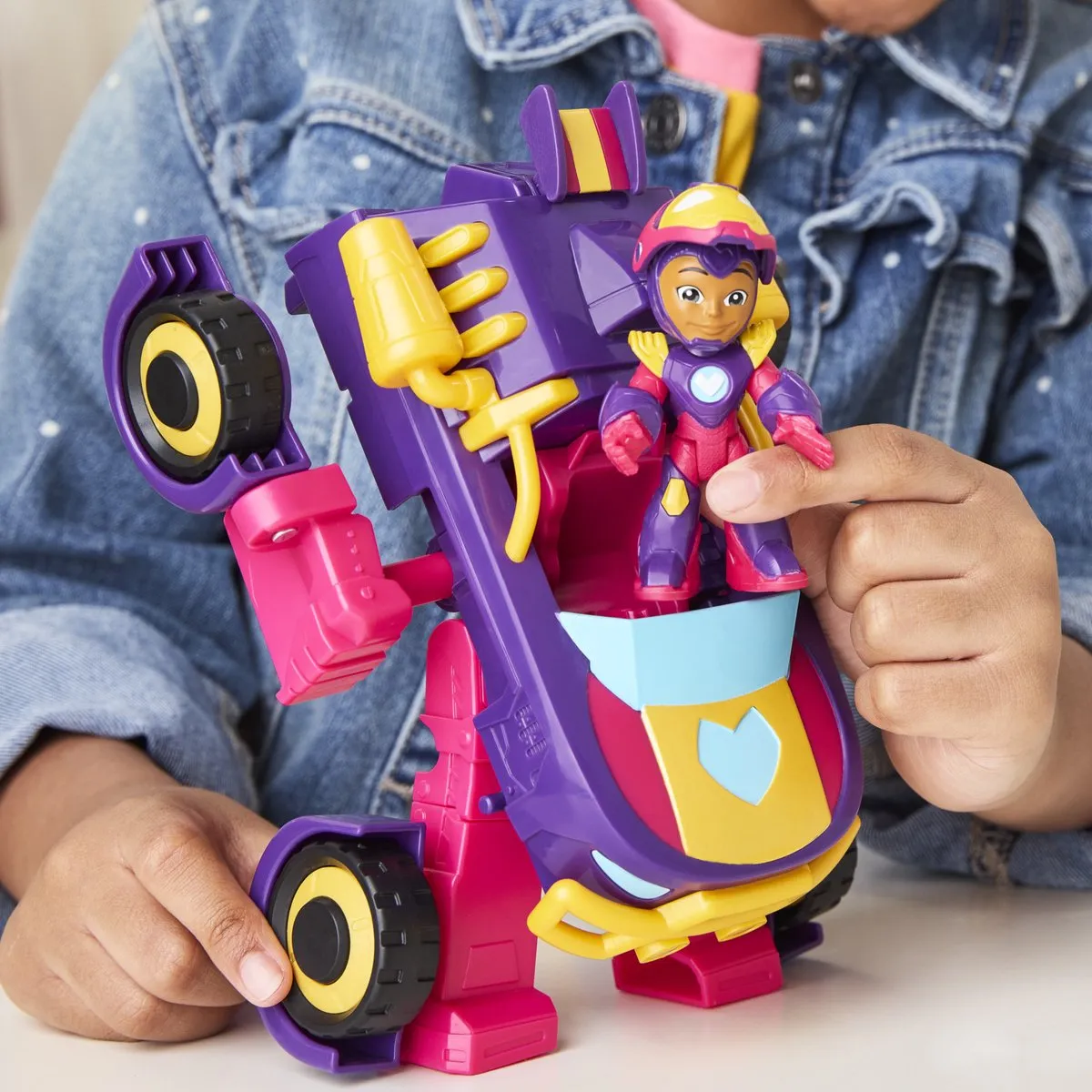 Hasbro Marvel Ironheart 2-in-1 Mech-Pak & Voertuig - Multi