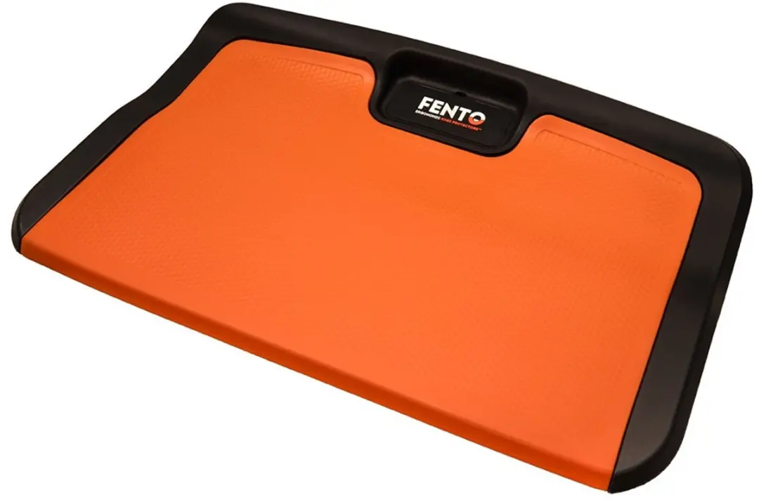 FENTO BOARD M2 Kniebeschermer met magnetisch opbergvak