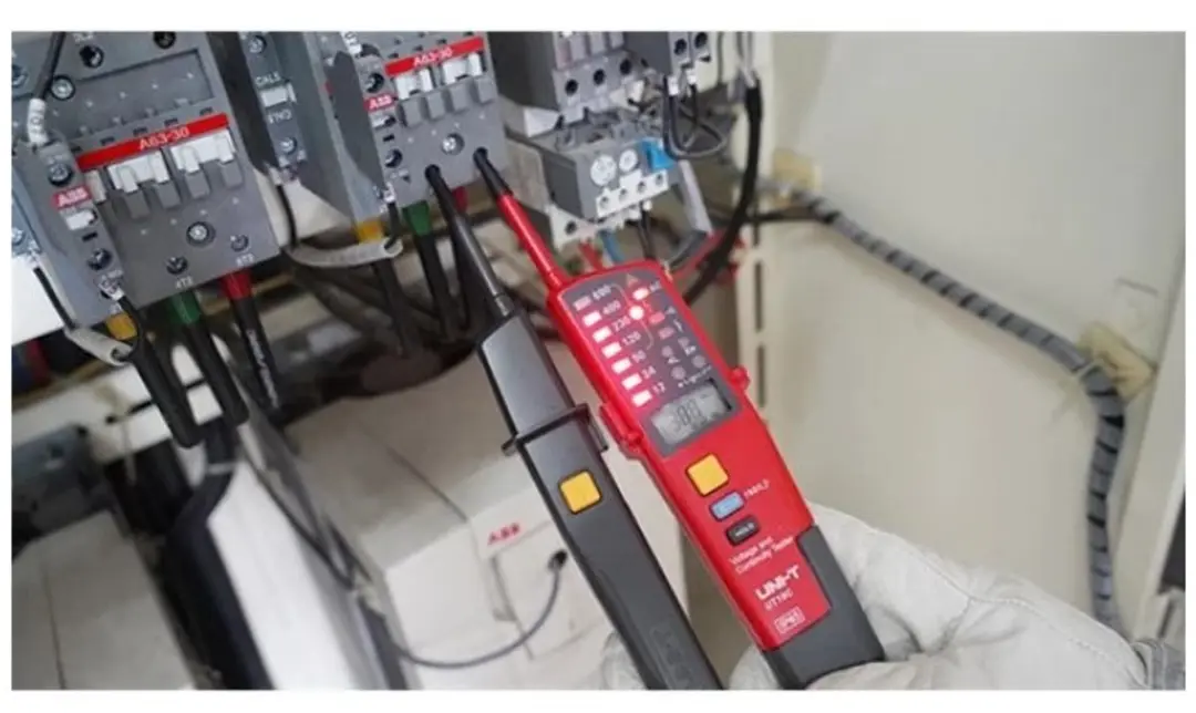 UNI-T UT18C Spannings- en doorbeltester - IP65 CAT IV 600V - Rood/Grijs