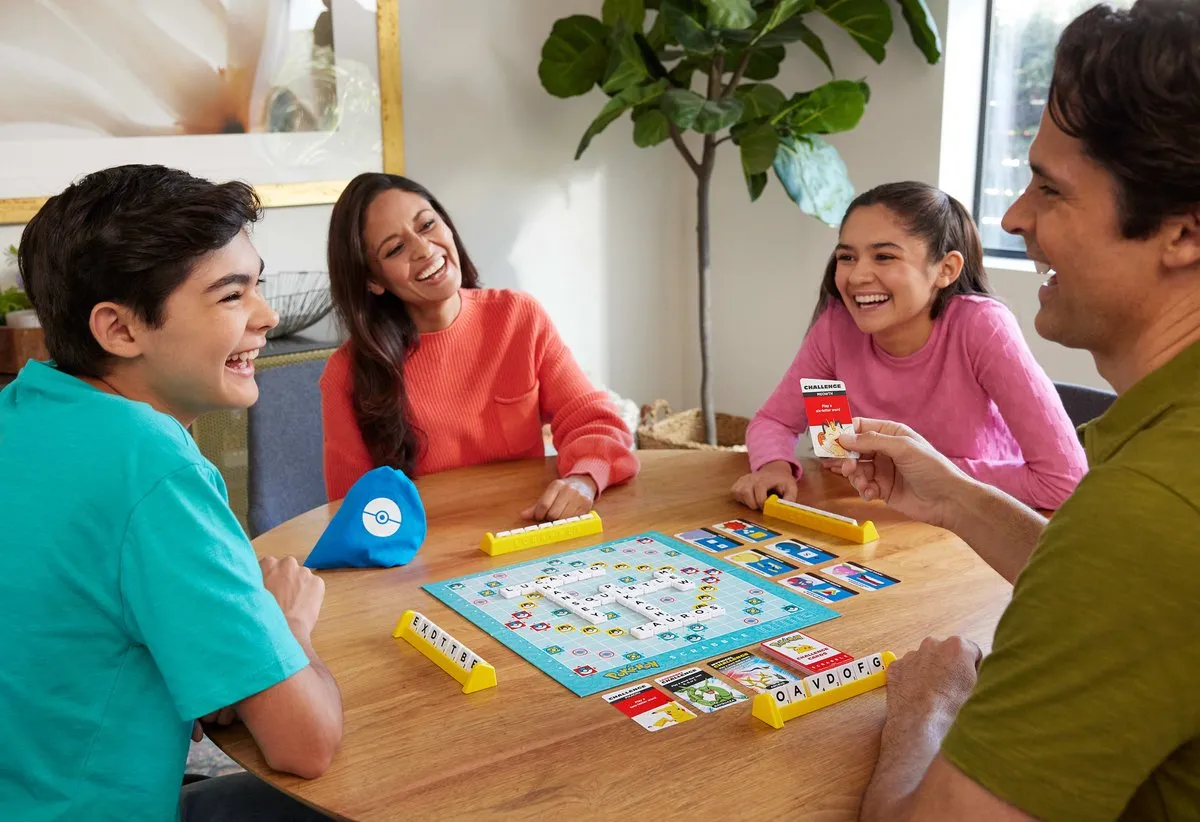 Mattel Games Scrabble Pokémon HXT27 Bordspel - 2-4 Spelers