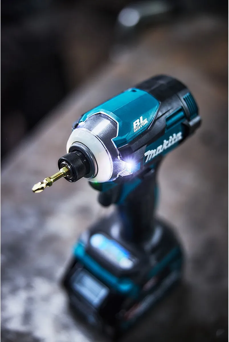 Makita TD001GZ XGT 40V Max Slagschroevendraaier - 210Nm - Koolborstelloos