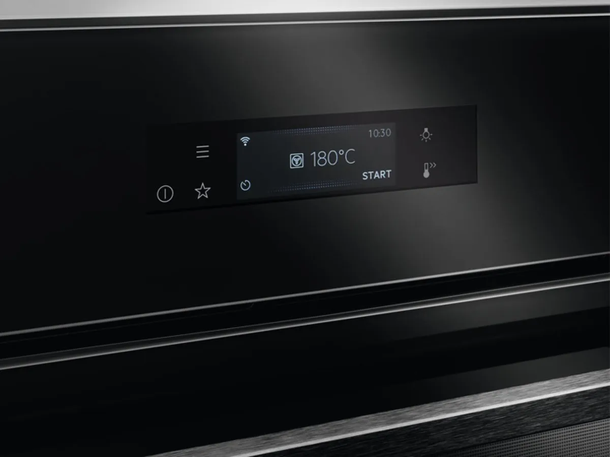 AEG BPE748380B Inbouw Heteluchtoven 71L - Zwart
