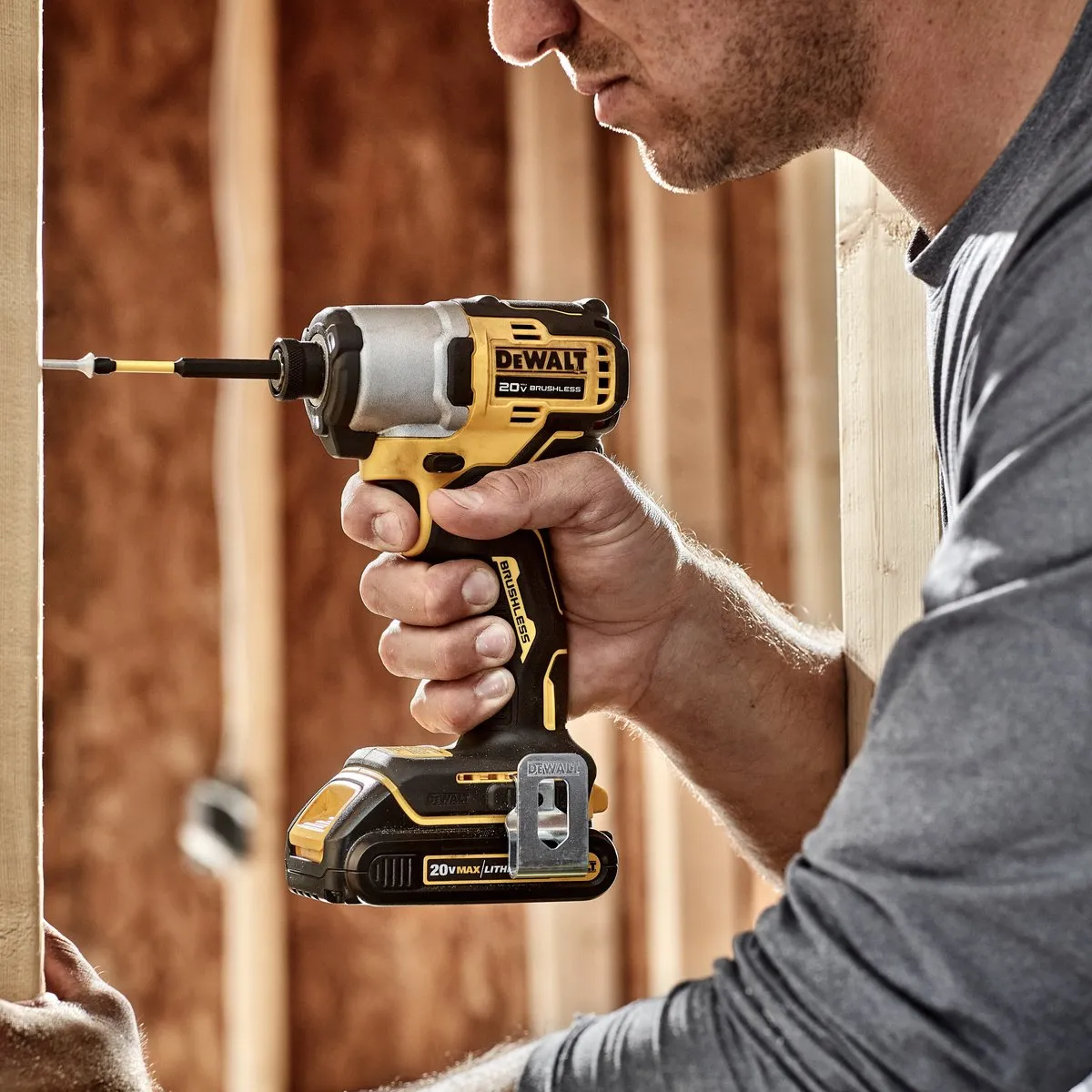 DeWalt DCF840NT Accu Slagschroevendraaier 18V 192Nm - Geel/Zwart