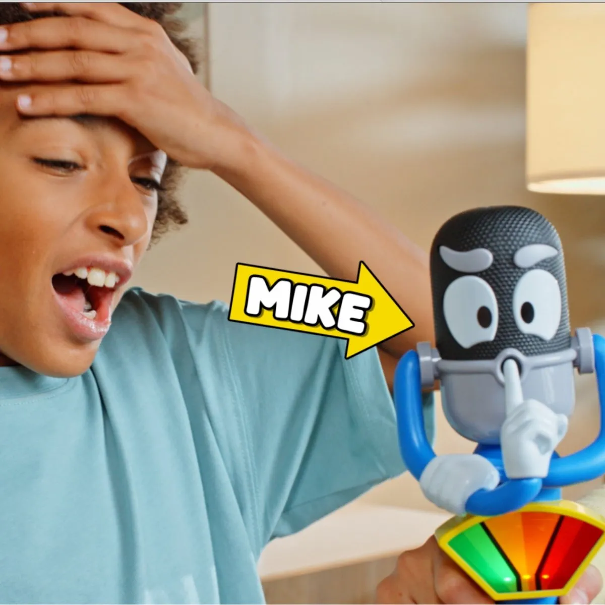 Tomy Super Ssstil Mike Microfoon Actiespel - 50+ Kaarten