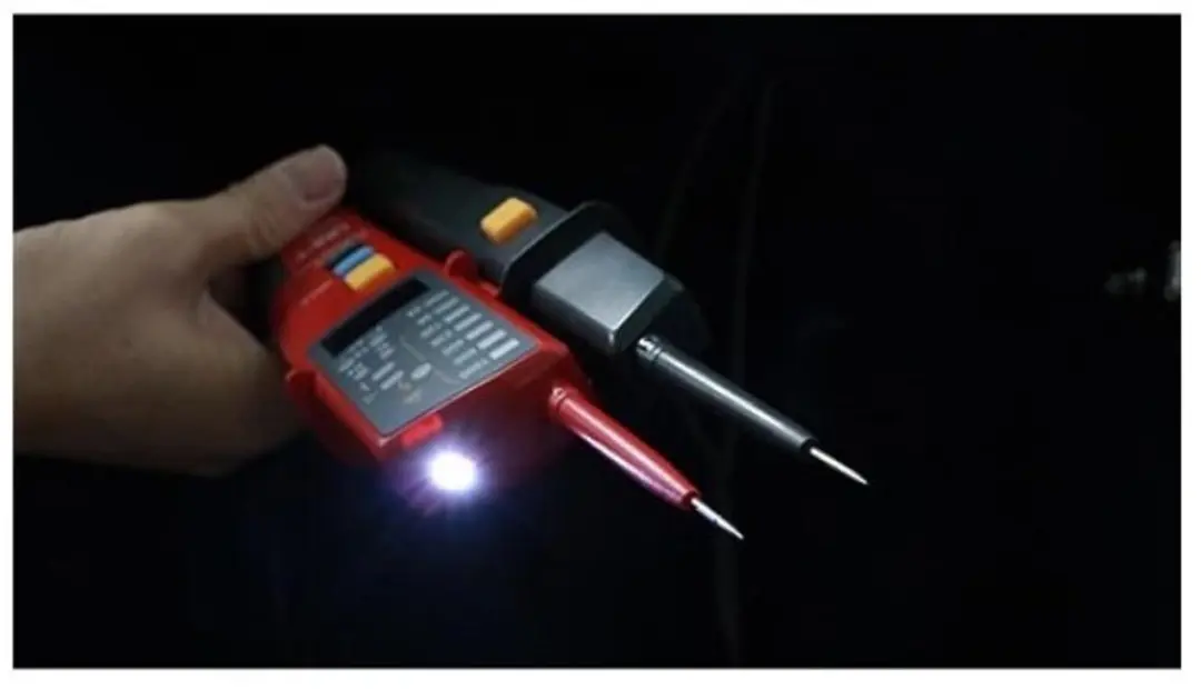 UNI-T UT18E Duspol Multimeter - 6-1000V AC/DC - Rood/Zwart