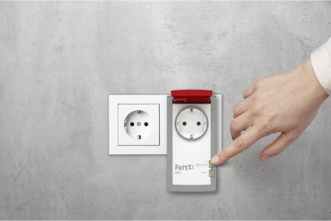 AVM FRITZ!DECT 210 Smartplug Buiten 3450W - Wit/Grijs