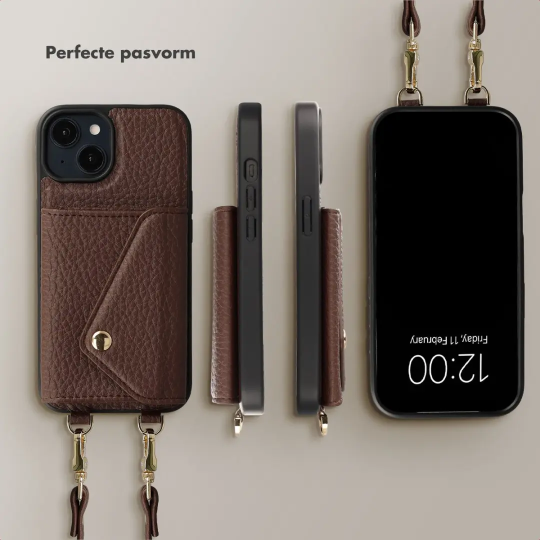 Selencia Koordhoes iPhone 13/14 - 3 Pasjes - Donkerbruin