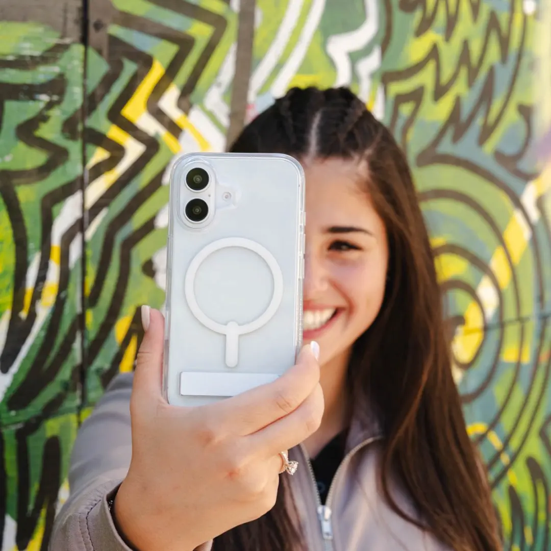 ZAGG Crystal Palace Snap Mag iPhone 16 Hoesje - 702315046 - Transparant - afbeelding 6 van 6
