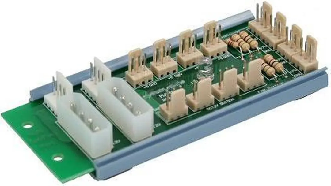 InLine Multi-poort Paneel 33008 - 12 Ventilatoren - Multicolor
