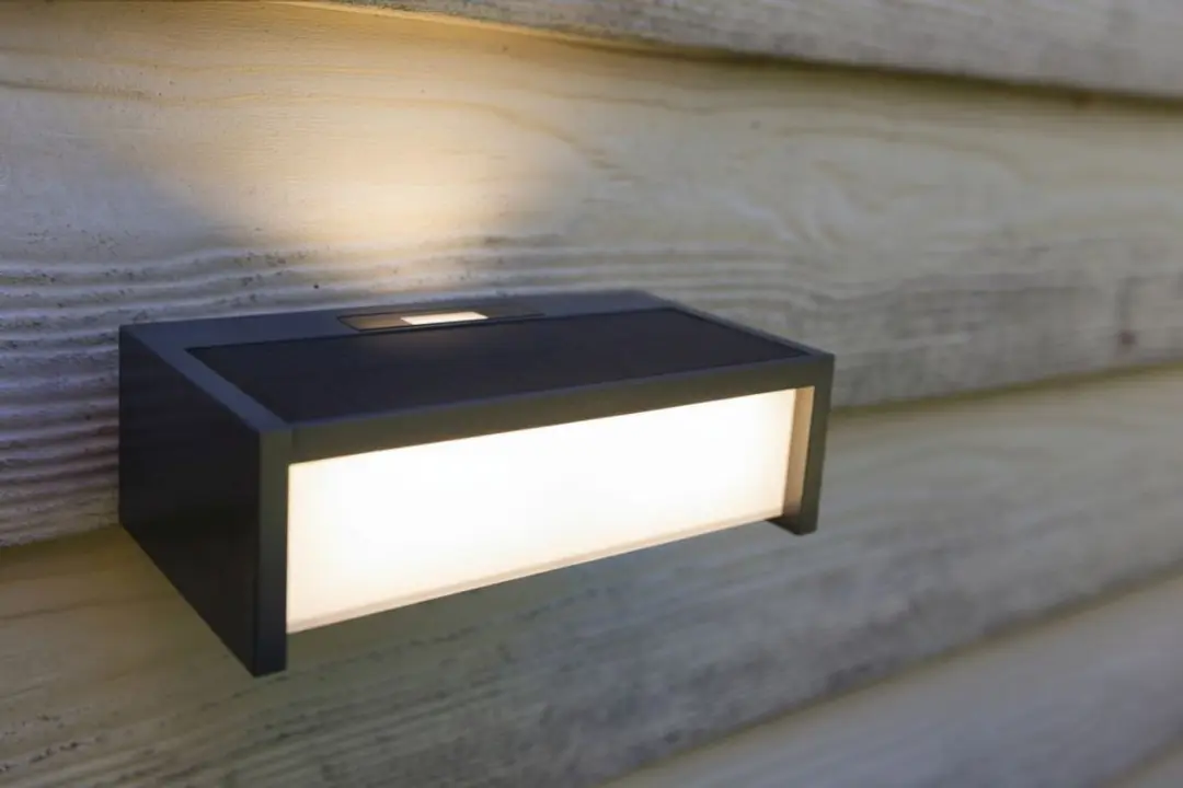 Lutec Telis LED Wandlamp Buiten - 11W 1100Lm Warmwit - PIR Sensor