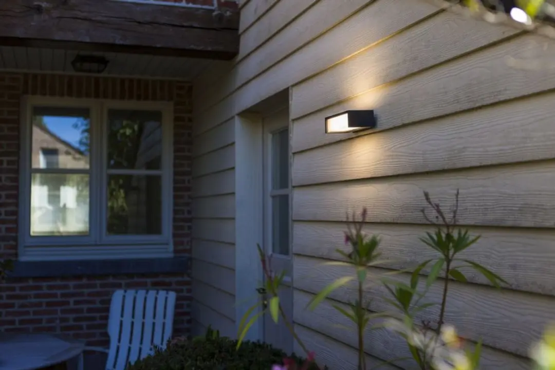 Lutec Telis LED Wandlamp Buiten - 11W 1100Lm Warmwit - PIR Sensor