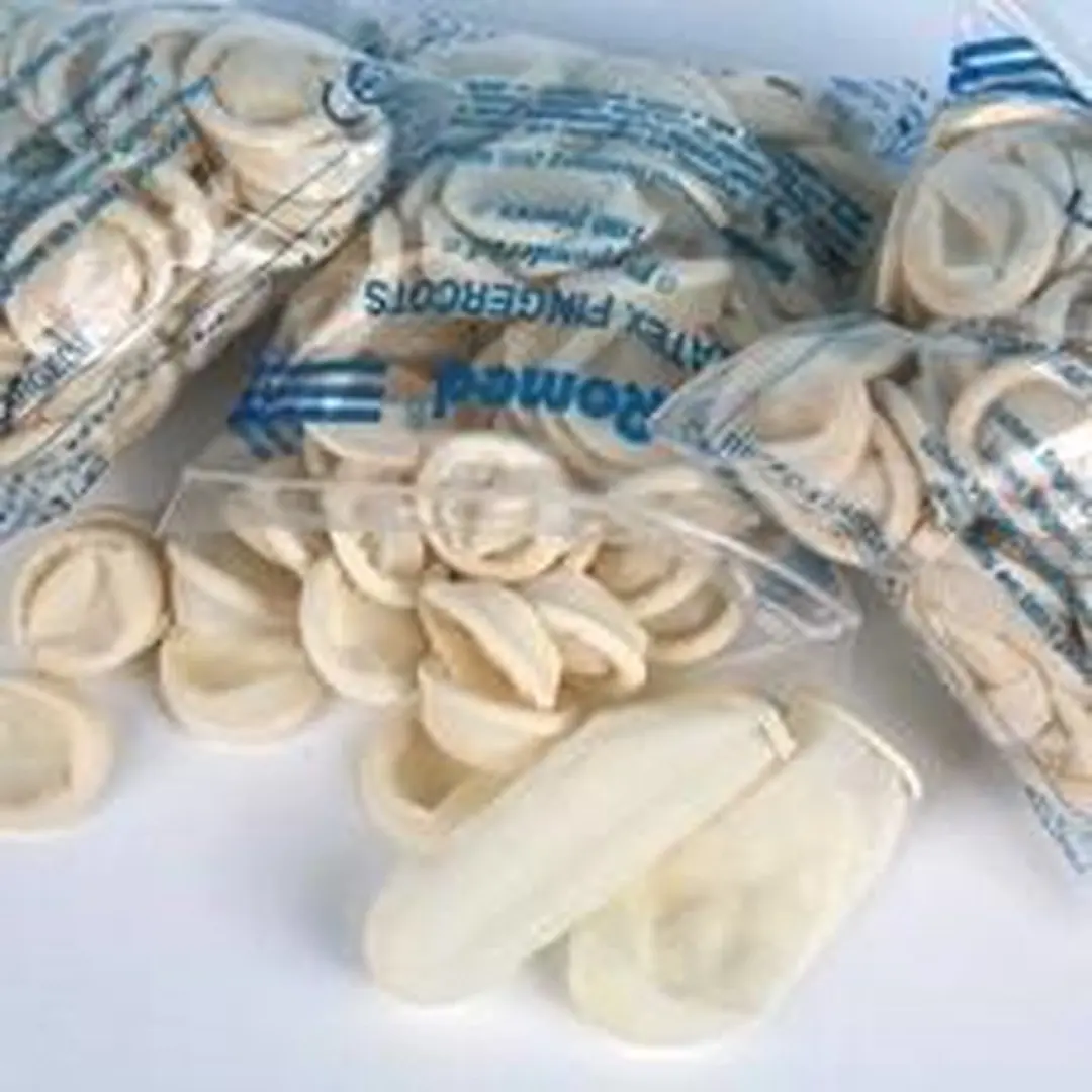 Romed Latex Vingercondooms (M) - 100 stuks