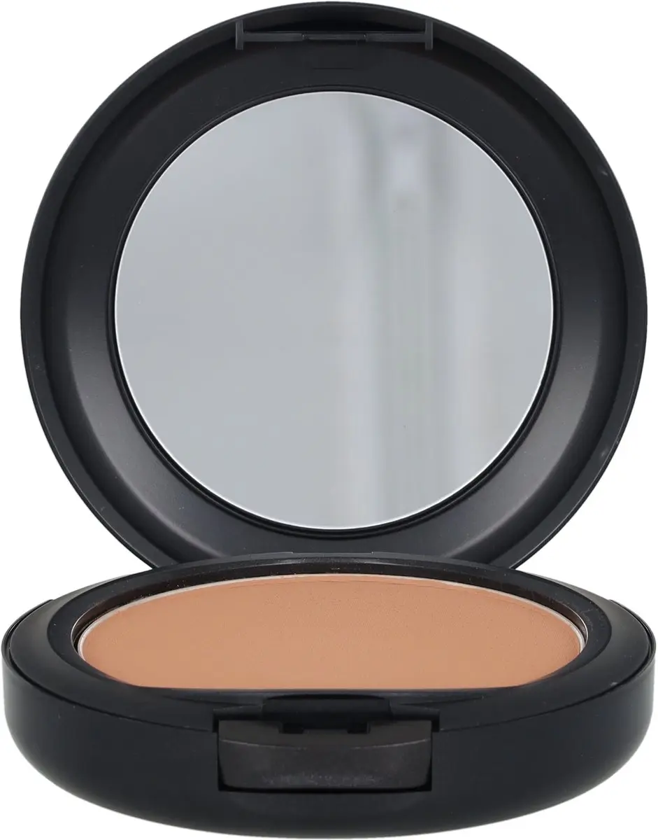 MAC Studio Fix Powder Plus Foundation NW40