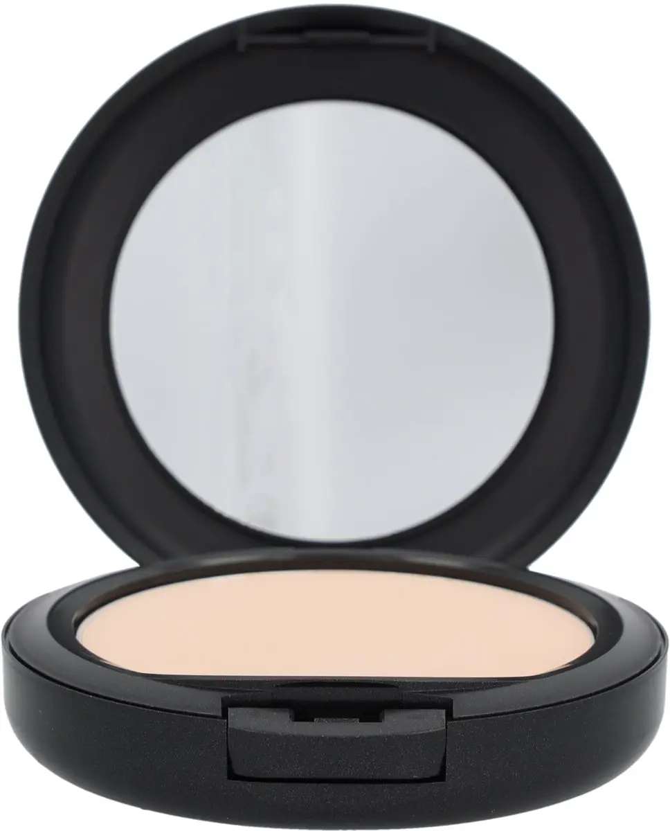 MAC Studio Fix Powder Plus Foundation NC15 - 15ml