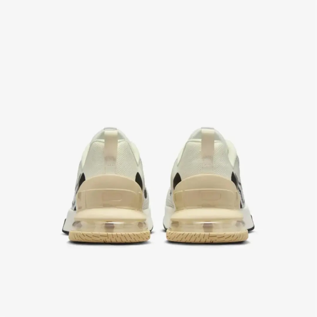 Nike Alpha Trainer 6 Sportschoenen 40 - Wit