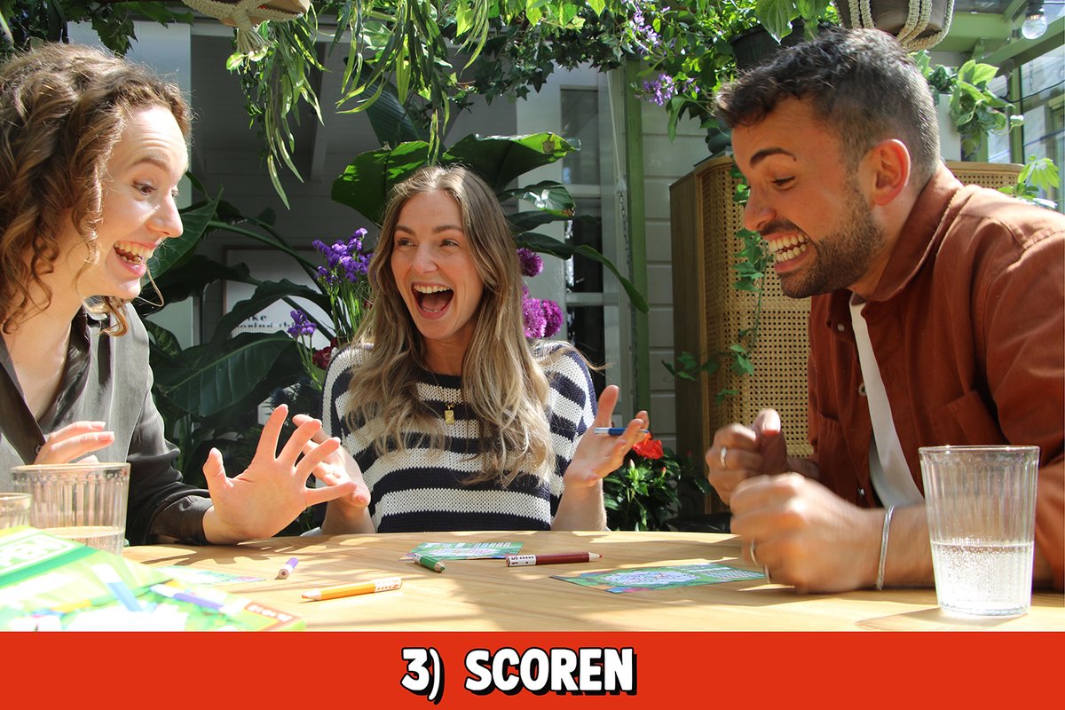 999 Games - Pick a Pen Tuinen Dobbelspel Met Extra Scoreblokken - Dobbelen met potloden - Extra Scorevellen van 3 verschillende niveaus - Gezelschapsspel - Familiespel - Klein cadeautje - bevat spelregels in NL en EN