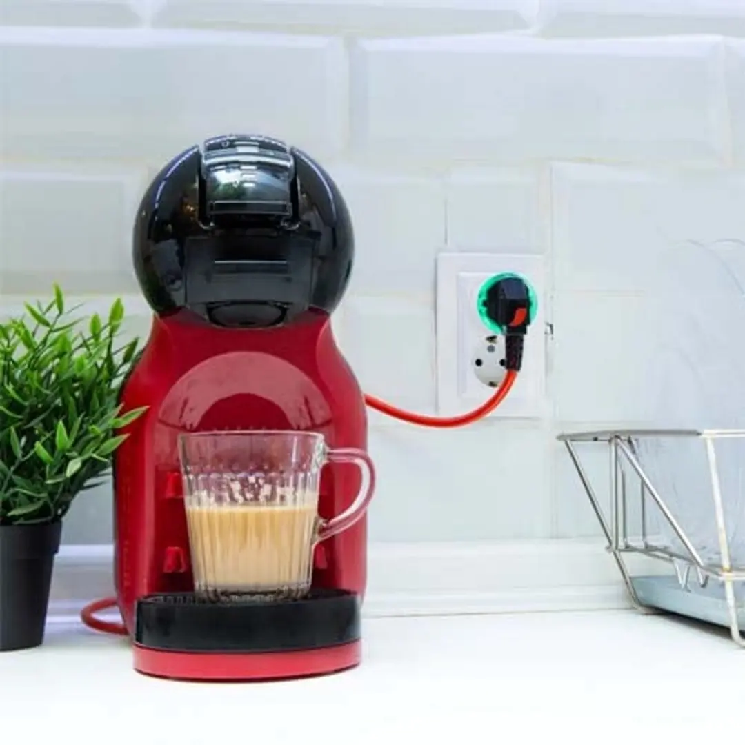 Shelly Plug S Z-wave LR Slimme Stekker - 2500W - Zwart