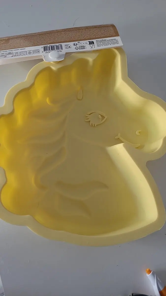 La Cucina Cakevorm Sileconen Unicorn - Geel of roze