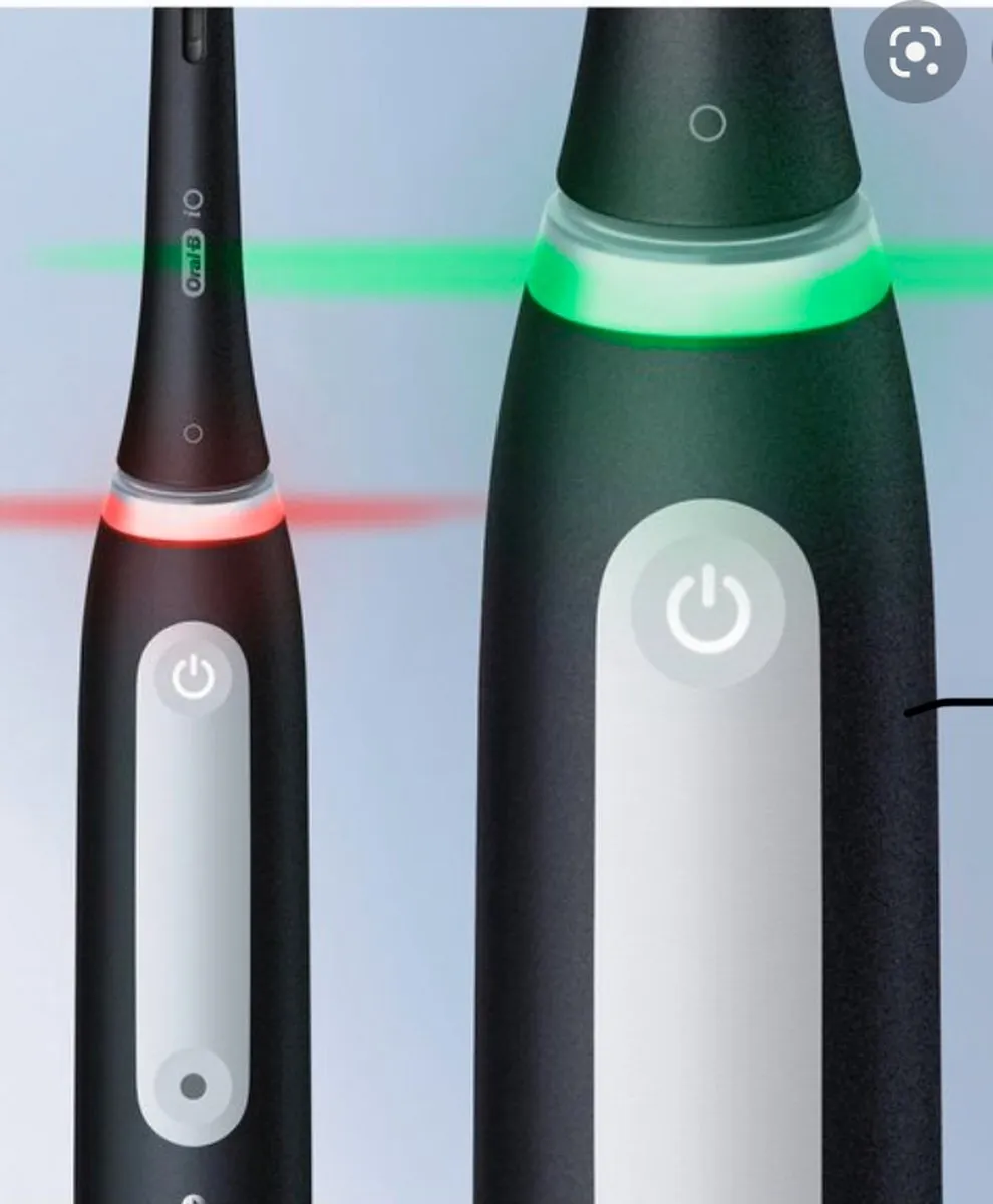 Oral-B IO Series 4S Elektrische Tandenborstel - Zwart