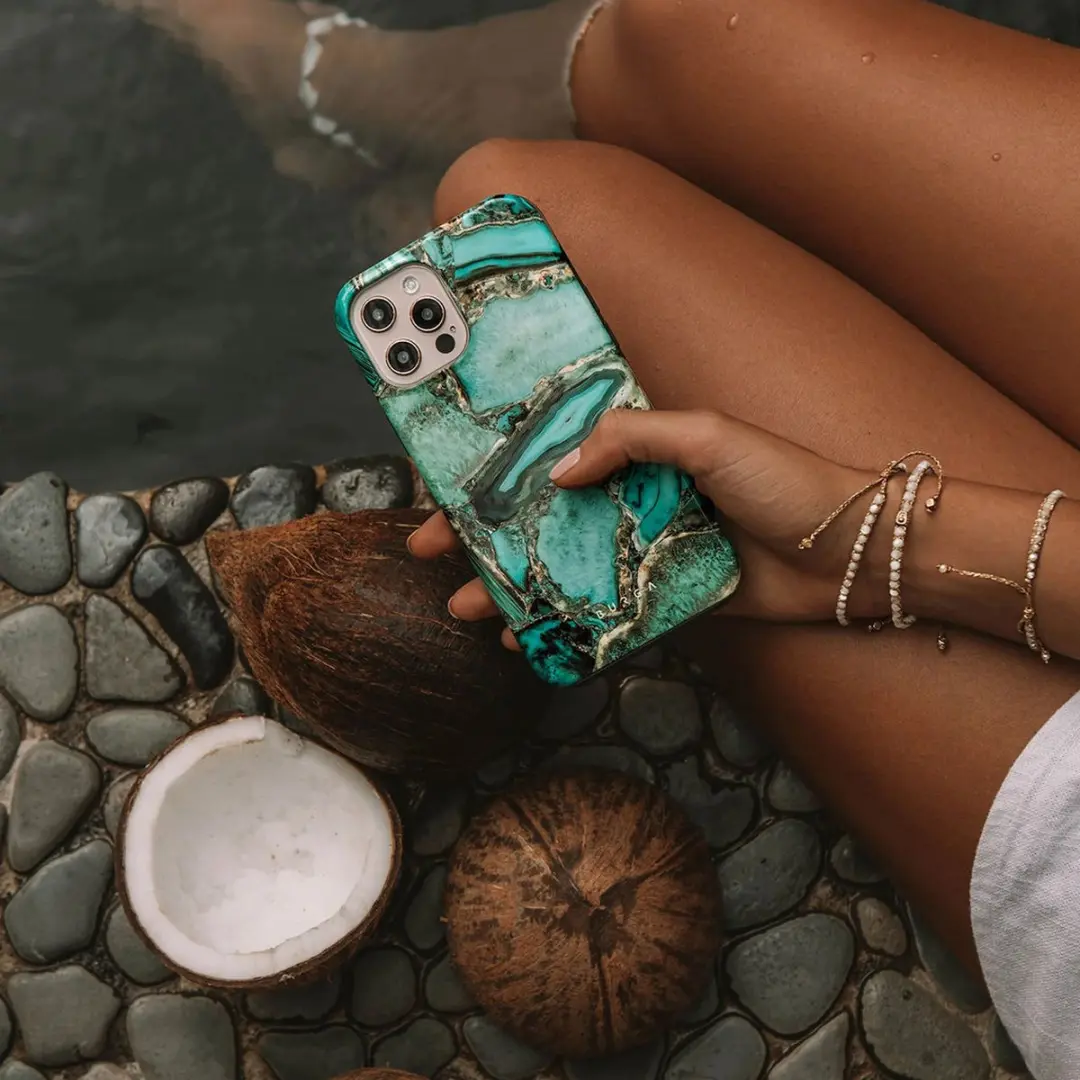 Burga Tough Case iPhone 15 Ubud Jungle