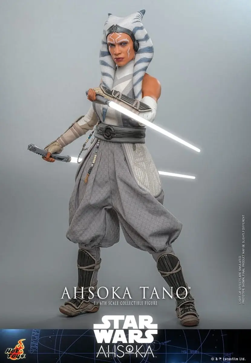 Hot Toys Star Wars Ahsoka Tano 1/6 Action Figure 28cm
