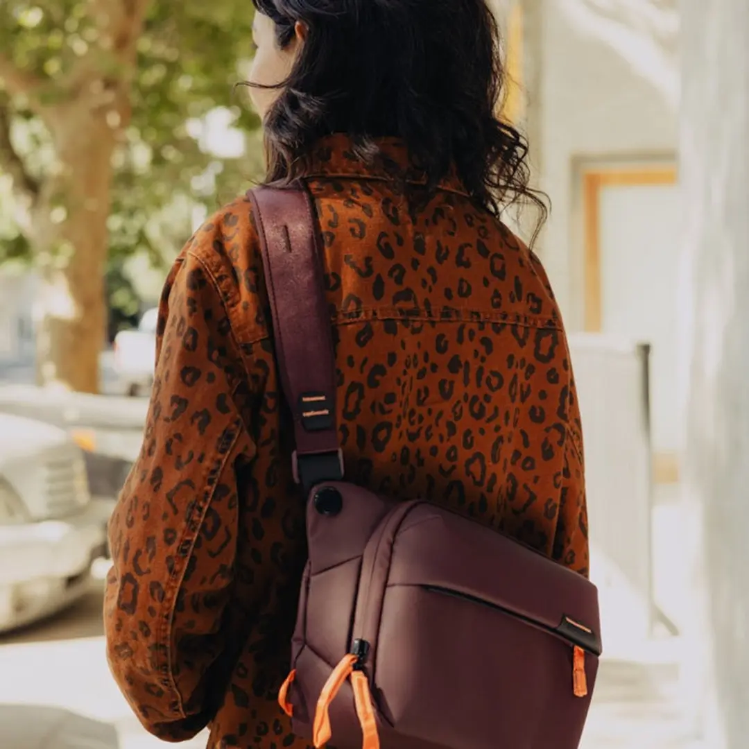 Peak Design Everyday Sling 3L - Paars - afbeelding 6 van 6